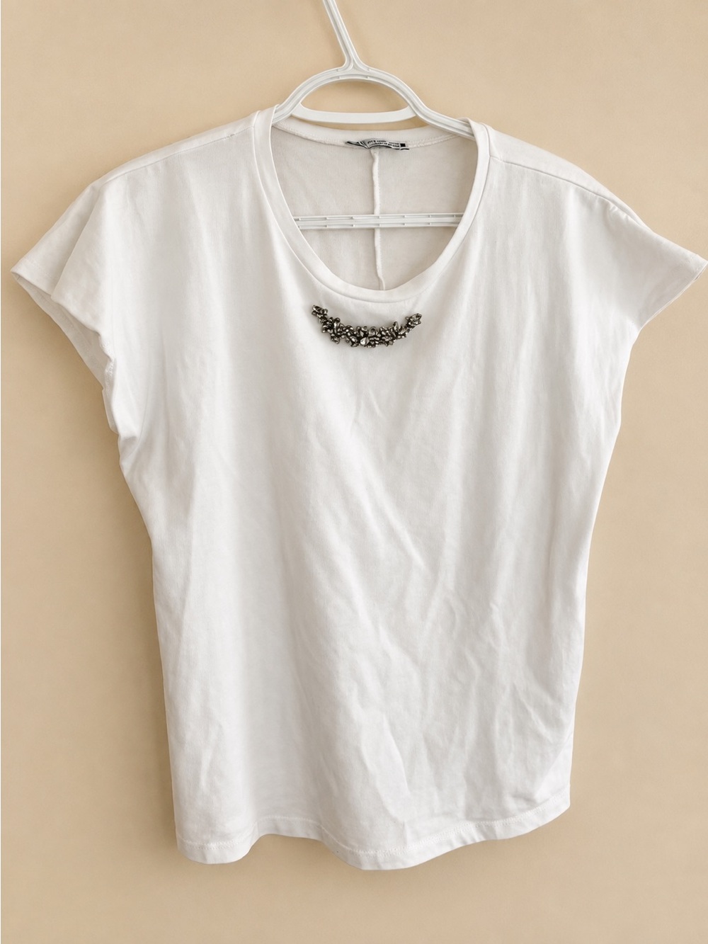 ZARA White Short-Sleeve 100% cotton embellished jewel Tee